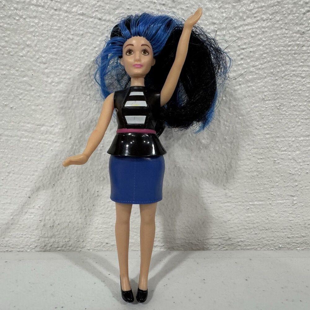 2017 McDonald's Barbie Fashionista #3 Sweetheart Stripes Blue Hair Doll Toy